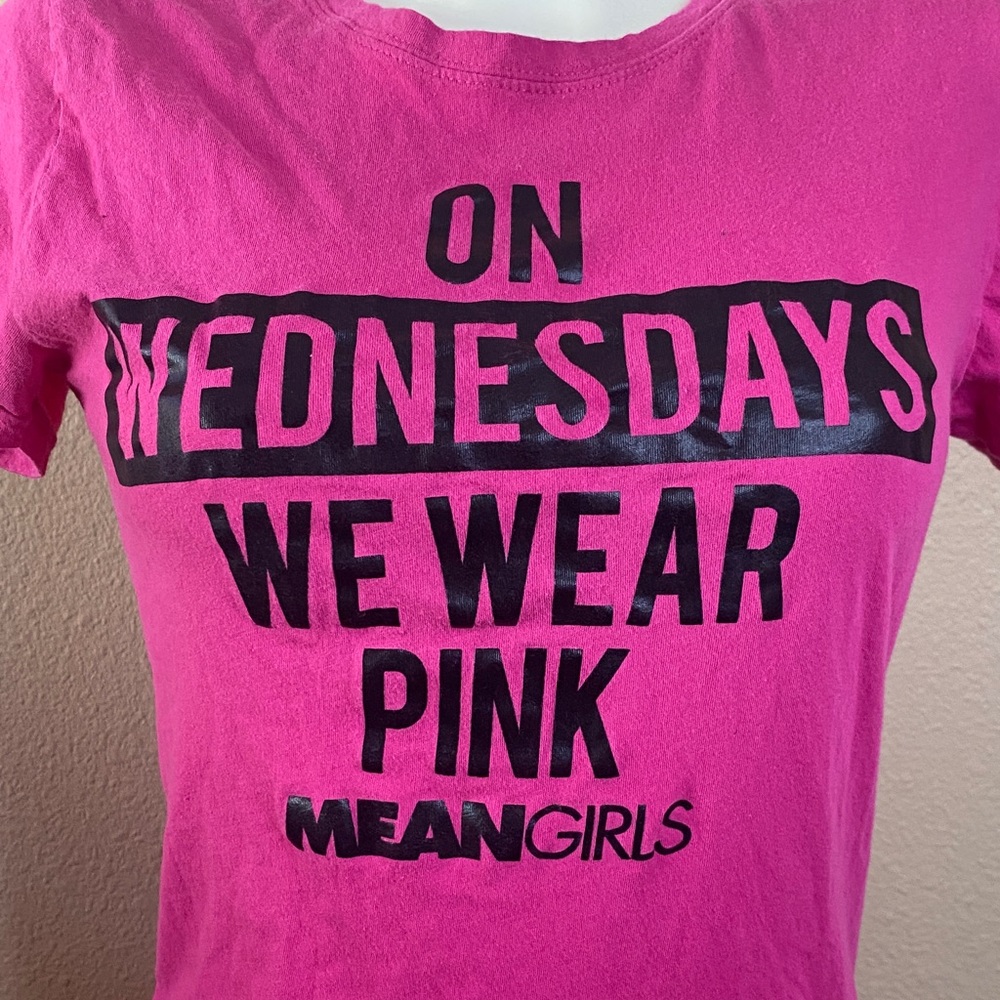 Mean Girls paramount pink cotton tshirt On Wednesdays We Wear Pink